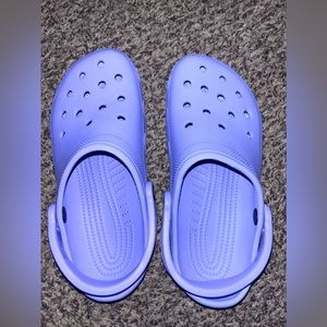 womens purple crocs